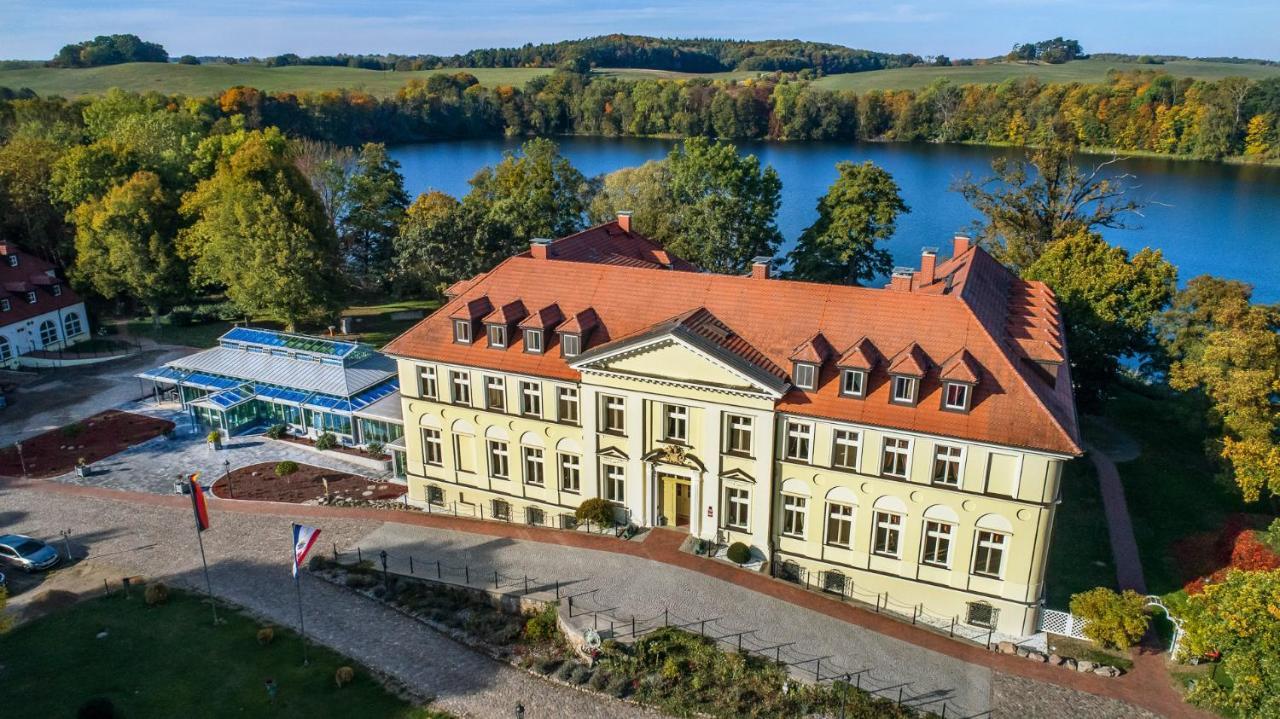 Seeschloss Schorssow ภายนอก รูปภาพ